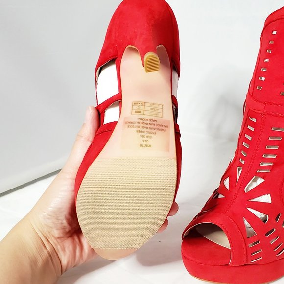 NWT Zip Back Rytner Red Heels by JustFab, Size 6 US, Open-toe - Picture 4 of 4